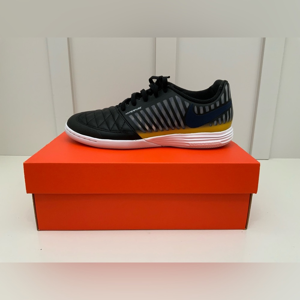 Nike Lunar Gato II Soccer Shoe